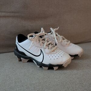 Nike White and Black Soccer Cleats